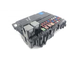 LEXUS 8272050081 Fuse box LEXUS LS (XF40) (2006-2017) — thumbnail 1