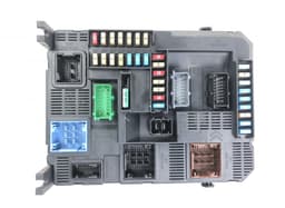 CITROËN 1612139180 Fuse box CITROËN C4 CACTUS (2014-2020) — thumbnail 3