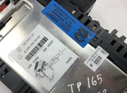 MERCEDES-BENZ 05045139 05045135 05045131 Fuse box MERCEDES-BENZ SL-CLASS (R230) (2001-2012) — thumbnail 4