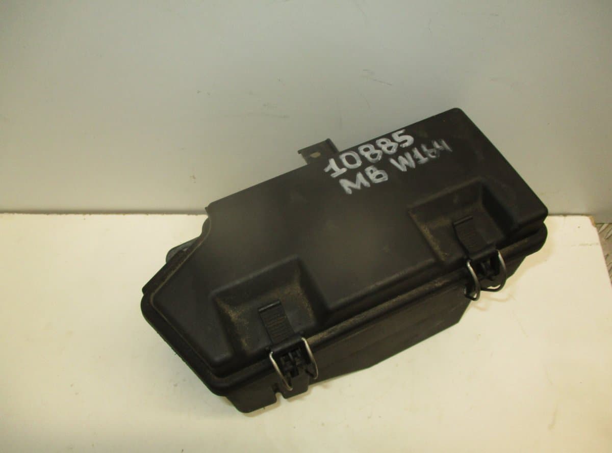 MERCEDES-BENZ Fuse box MERCEDES-BENZ ML-CLASS (W164) (2005-2011)