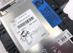 MERCEDES-BENZ 05045139 05045135 05045131 Fuse box MERCEDES-BENZ SL-CLASS (R230) (2001-2012) — thumbnail 5