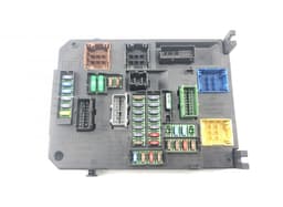 PEUGEOT 9806687880 Fuse box PEUGEOT 308 II (T9) (2013-2021) — thumbnail 1