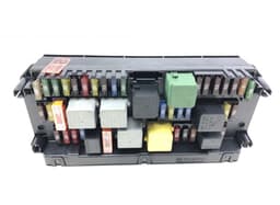 MERCEDES-BENZ F005V01064 F005V01024 F005V01303 F005V01025 F005V01202 F005V01063 F005V01059 Fuse box MERCEDES-BENZ E-CLASS (W212) (2009-2016) — thumbnail 5