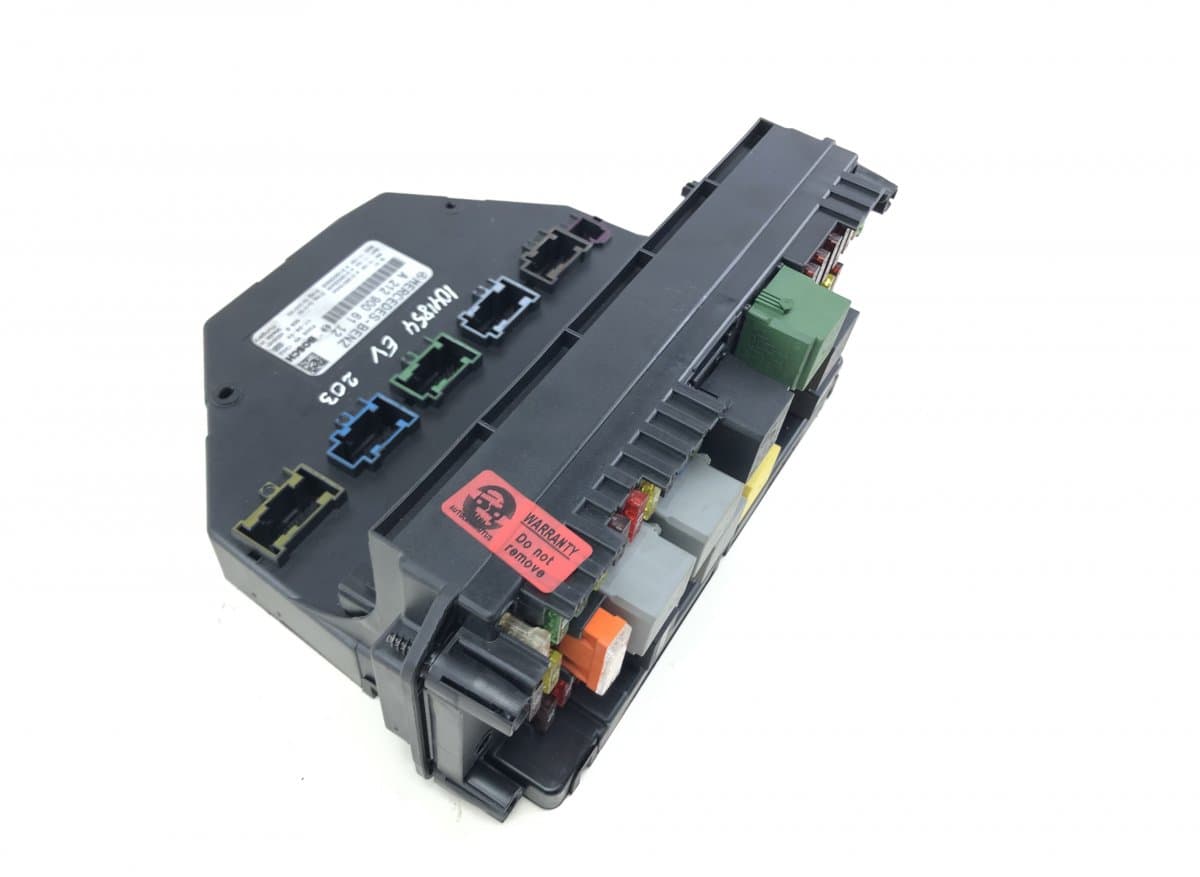 F005V01064 F005V01024 F005V01303 F005V01025 F005V01202 F005V01063 F005V01059 Fuse box MERCEDES-BENZ E-CLASS (W212) (2009-2016)