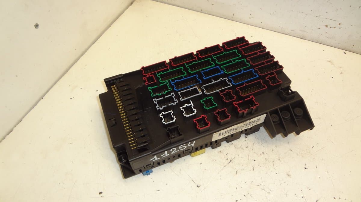 MERCEDES-BENZ Fuse box MERCEDES-BENZ ML-CLASS (W163) (1998-2005)