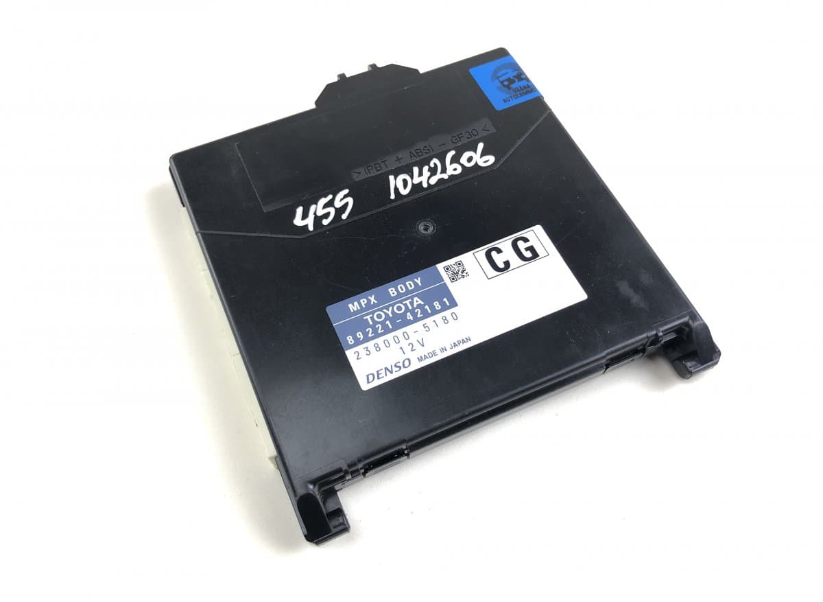 TOYOTA 2380005180 238000-5180 Fuse box TOYOTA RAV 4 IV (XA40) (2012-2019)