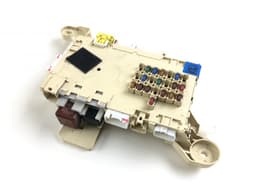 LEXUS 8273024012 Fuse box LEXUS SC (Z30, Z40) (2001-2010) — thumbnail 1