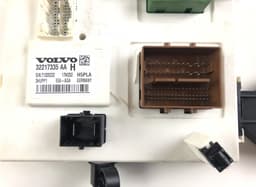 VOLVO 36003038 Fuse box VOLVO S90 / V90 (2016-) — thumbnail 3