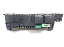 MERCEDES-BENZ 05045139 05045135 05045131 Fuse box MERCEDES-BENZ SL-CLASS (R230) (2001-2012) — thumbnail 2