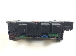 MERCEDES-BENZ 05045139 05045135 05045131 Fuse box MERCEDES-BENZ SL-CLASS (R230) (2001-2012) — thumbnail 2