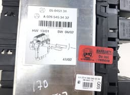 MERCEDES-BENZ 05045139 05045135 05045131 Fuse box MERCEDES-BENZ SL-CLASS (R230) (2001-2012) — thumbnail 4