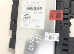 MERCEDES-BENZ 05045139 05045135 05045131 Fuse box MERCEDES-BENZ SL-CLASS (R230) (2001-2012) — thumbnail 5