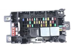 LAND ROVER LR144132 Fuse box LAND ROVER DISCOVERY SPORT (L550) (2014-) — thumbnail 2
