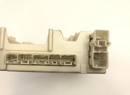 TOYOTA 827300KB60 Fuse box TOYOTA HILUX VIII (AN110, AN120, AN130) (2015-) — thumbnail 4