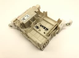 TOYOTA 827300KB60 Fuse box TOYOTA HILUX VIII (AN110, AN120, AN130) (2015-) — thumbnail 1