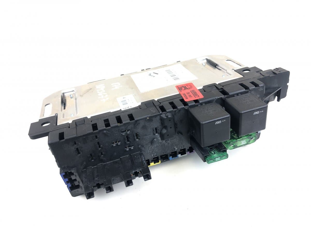 MERCEDES-BENZ 05045139 05045135 05045131 Fuse box MERCEDES-BENZ SL-CLASS (R230) (2001-2012)