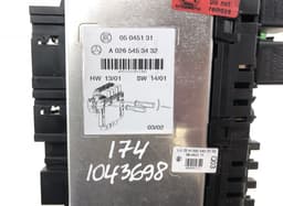 MERCEDES-BENZ 05045139 05045135 05045131 Fuse box MERCEDES-BENZ SL-CLASS (R230) (2001-2012) — thumbnail 4