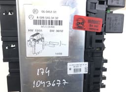 MERCEDES-BENZ 05045139 05045135 05045131 Fuse box MERCEDES-BENZ SL-CLASS (R230) (2001-2012) — thumbnail 4