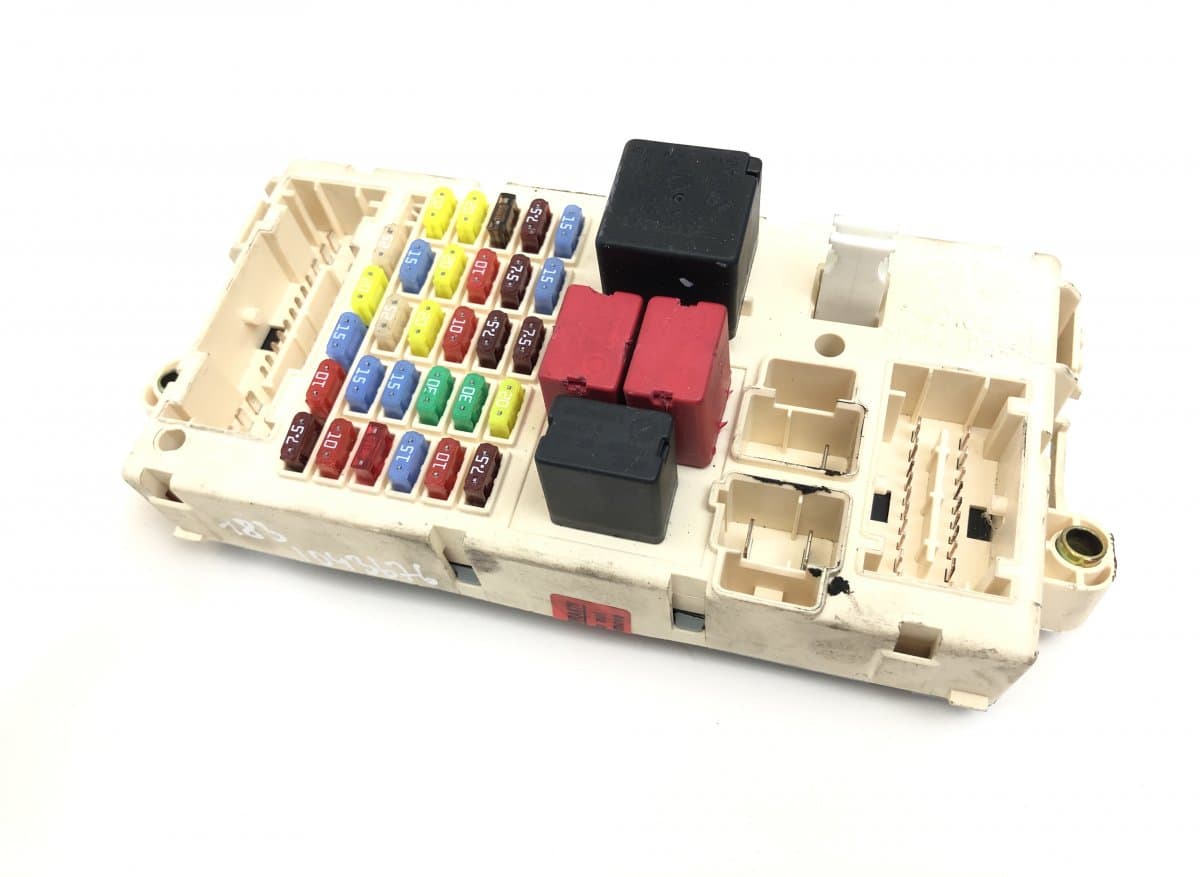 MASERATI 221967 Fuse box MASERATI QUATTROPORTE III (03.04-)