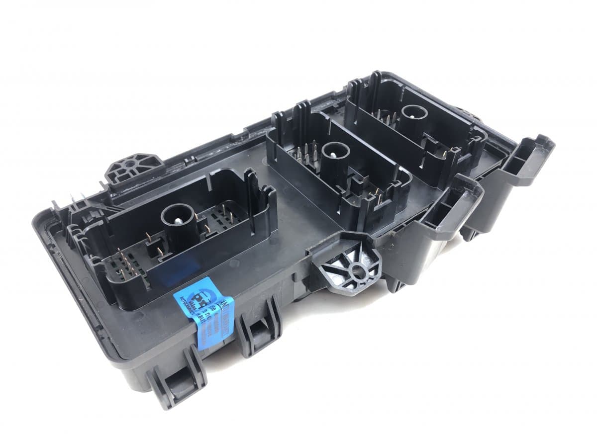 LAND ROVER LR140705 Fuse box LAND ROVER DISCOVERY SPORT (L550) (2014-)