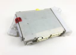 TOYOTA 8273047550 Fuse box TOYOTA PRIUS III PLUS (XW40) (2011-2021) — thumbnail 2