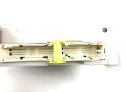 TOYOTA 8273047550 Fuse box TOYOTA PRIUS III PLUS (XW40) (2011-2021) — thumbnail 4