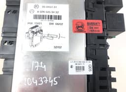 MERCEDES-BENZ 05045139 05045135 05045131 Fuse box MERCEDES-BENZ SL-CLASS (R230) (2001-2012) — thumbnail 4