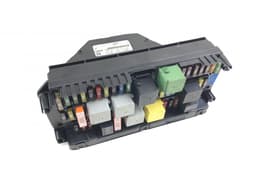 MERCEDES-BENZ F005V01064 F005V01024 F005V01303 F005V01025 F005V01202 F005V01063 F005V01059 Fuse box MERCEDES-BENZ SLK (R172) (2011-2020) — thumbnail 1
