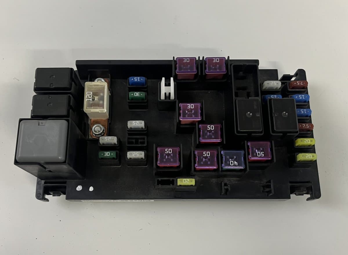 SUBARU 82241SG000 Fuse box SUBARU FORESTER (SJ) (2013-2018)