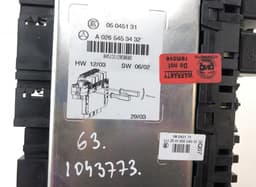 MERCEDES-BENZ 05045139 05045135 05045131 Fuse box MERCEDES-BENZ SL-CLASS (R230) (2001-2012) — thumbnail 4