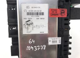 MERCEDES-BENZ 05045139 05045135 05045131 Fuse box MERCEDES-BENZ SL-CLASS (R230) (2001-2012) — thumbnail 4