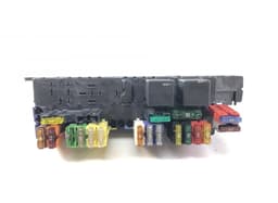 MERCEDES-BENZ 05045139 05045135 05045131 Fuse box MERCEDES-BENZ SL-CLASS (R230) (2001-2012) — thumbnail 2