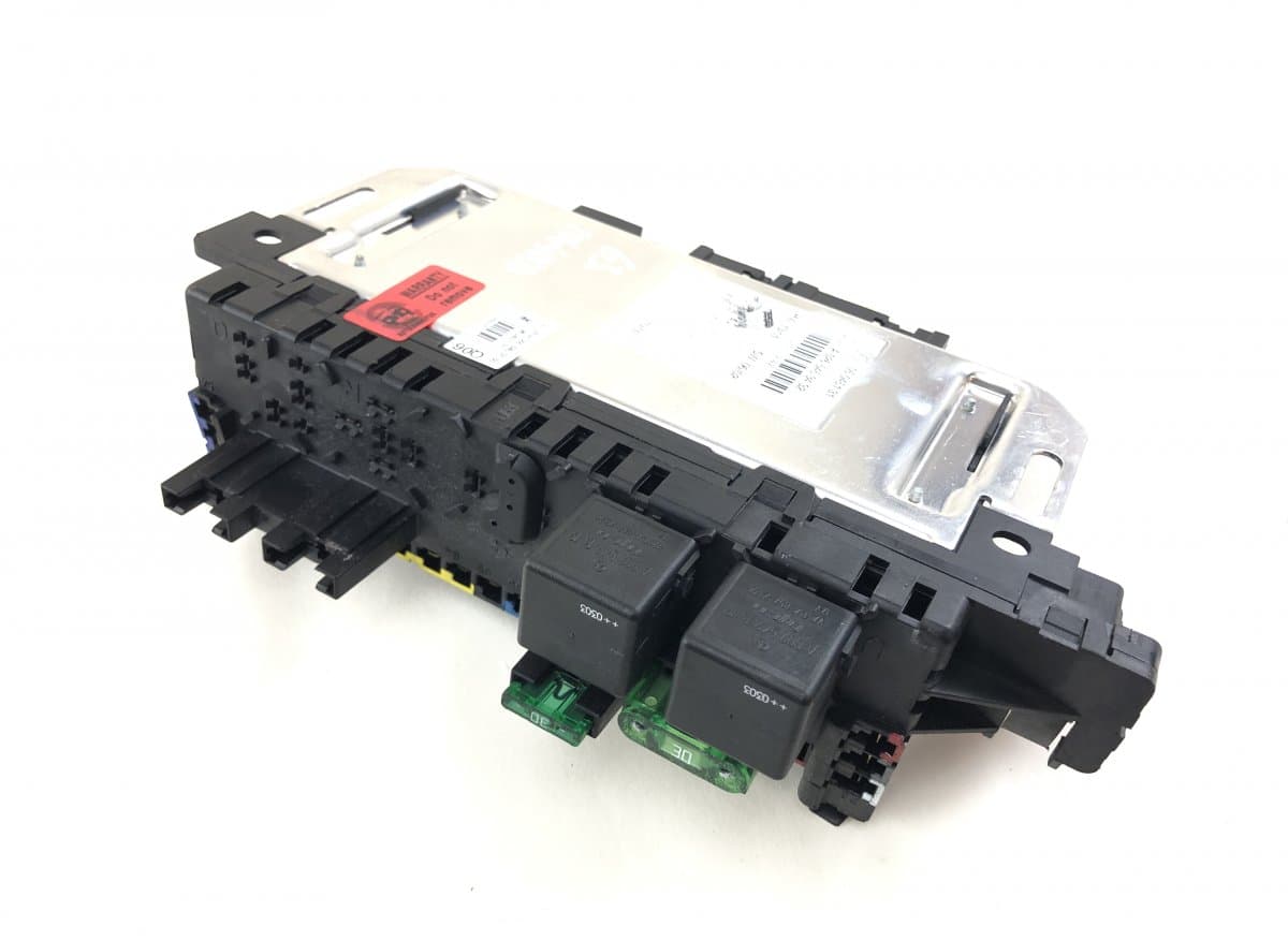 MERCEDES-BENZ 05045139 05045135 05045131 Fuse box MERCEDES-BENZ SL-CLASS (R230) (2001-2012)