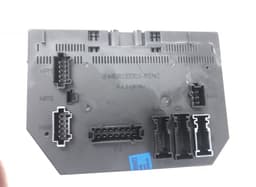 MERCEDES-BENZ 05022169 05022154 05022156 Fuse box MERCEDES-BENZ S-CLASS (W221) (2005-2013) — thumbnail 2