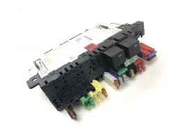 MERCEDES-BENZ 05045139 05045135 05045131 Fuse box MERCEDES-BENZ SL-CLASS (R230) (2001-2012) — thumbnail 1