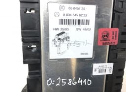 MERCEDES-BENZ 05045139 05045135 05045131 Fuse box MERCEDES-BENZ SL-CLASS (R230) (2001-2012) — thumbnail 4
