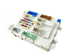 VOLVO 36003145 Fuse box VOLVO V40 (2012-2019) — thumbnail 1