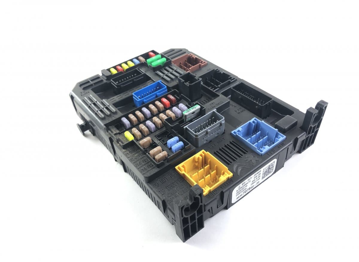 CITROËN 1617549580 Fuse box CITROËN C4 SPACETOURER (3D, 3A) (2018-2020)