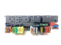 MERCEDES-BENZ 05045139 05045135 05045131 Fuse box MERCEDES-BENZ SL-CLASS (R230) (2001-2012) — thumbnail 2