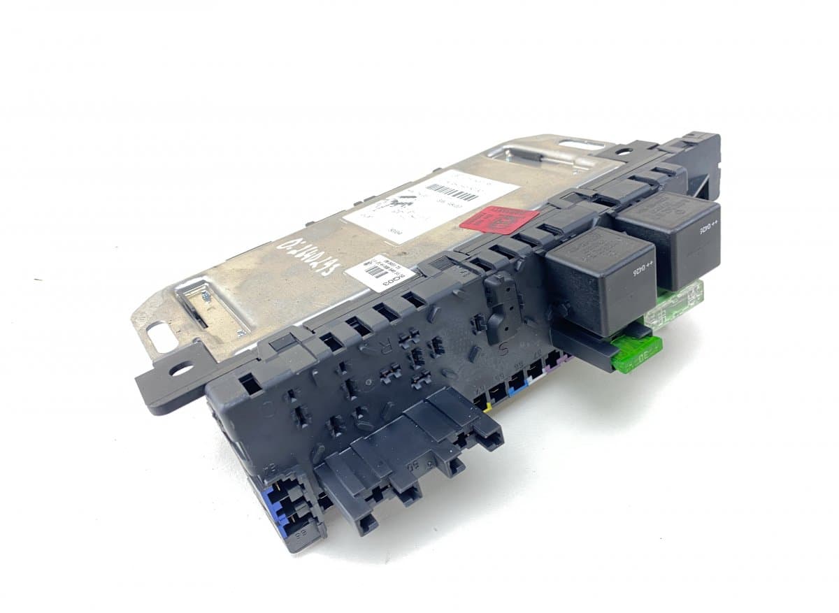 MERCEDES-BENZ 05045139 05045135 05045131 Fuse box MERCEDES-BENZ SL-CLASS (R230) (2001-2012)