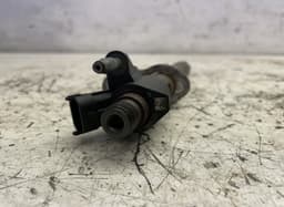 VOLVO Fuel Injector VOLVO S60 II / V60 I (2010-2018) — thumbnail 4