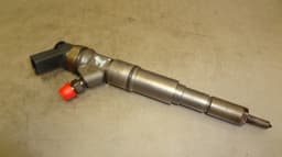BMW 0445110212 Fuel Injector BMW 5 (E60, E61) (2003-2010) — thumbnail 2
