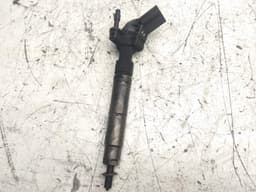 MERCEDES-BENZ Fuel Injector MERCEDES-BENZ CLS (C219) (2004-2010) — thumbnail 1