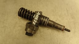 VW 0414720007 Fuel Injector VW PASSAT B5 (3B2) (1996-2000) — thumbnail 1
