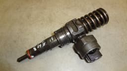 AUDI Fuel Injector AUDI A4 (B5) (1994-2001) — thumbnail 2