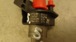 VW Fuel Injector VW PHAETON (3D) (2002-2016) — thumbnail 4