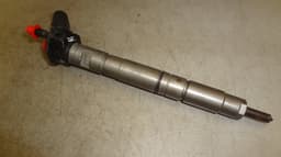 VW Fuel Injector VW PHAETON (3D) (2002-2016) — thumbnail 2