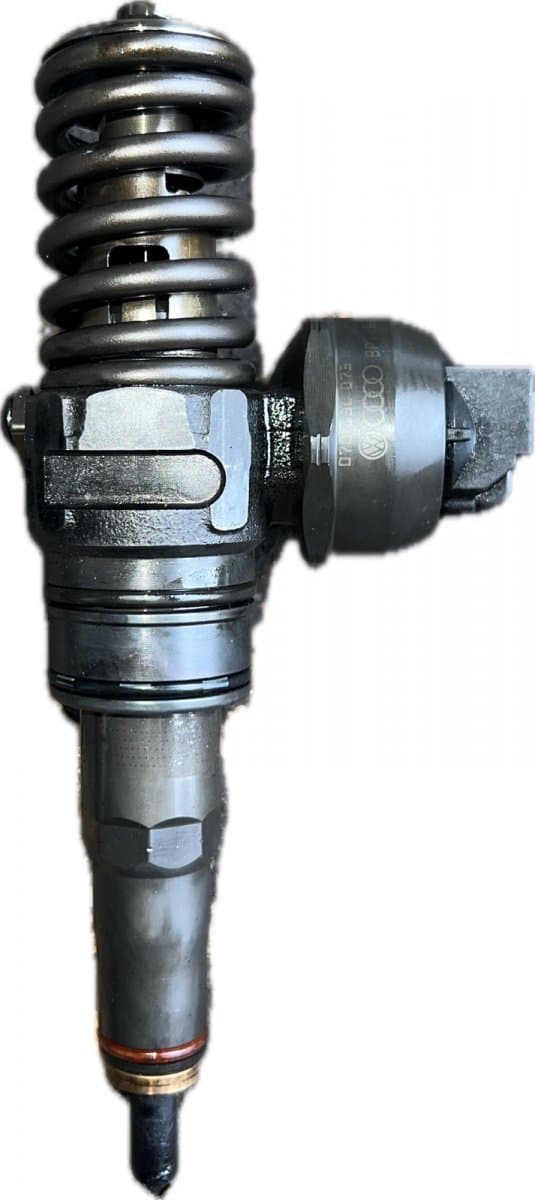 VW 0414720310 070130073R Fuel Injector VW TRANSPORTER T5 / MULTIVAN (7H, 7E, 7J) (2003-2015)