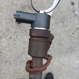 VOLVO Fuel Injector VOLVO S40 / V50 / C30 / C70 (MS, MW) (2004-2012) — thumbnail 3