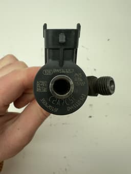 JEEP 0445110523 35062015F 68211301AA RLX11301AA Fuel Injector JEEP GRAND CHEROKEE IV (WK, WK2) (2010-2021) — thumbnail 2